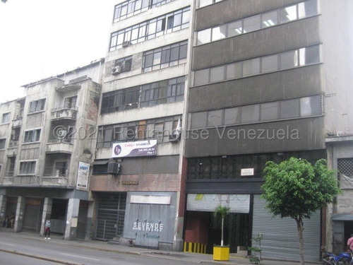 En Venta Apartamento En Plena Av. Baraltt, Cerca De Entidades Gubernamentales  Nb 3-4131