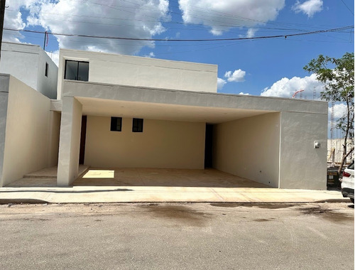 Casa En Venta En Merida , Temozón Norte