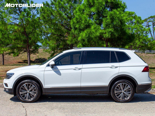 Imagen 2 de 25 de Volkswagen Tiguan 2.0 Highline 7 Ps | Permuta / Financia