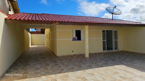 Casa Em Itanhaém Reformada Com 3 Dormitórios E Próxima Da Praia Aceita Financiamento