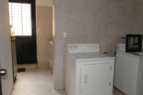 Imagen 14 de 14 de 306000 L Trias 04140432833 Casa Venta Guataparo Country Club