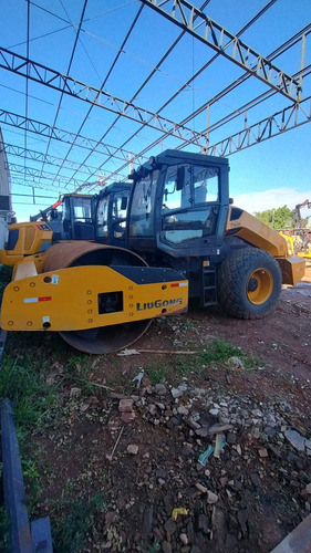 Rolo Compactador Liugong 6612e C/ Kit Pata De Carneiro Top