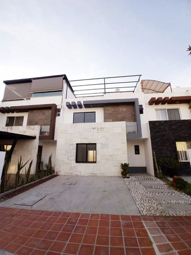 Casa En Venta Maderas Residencial Celaya