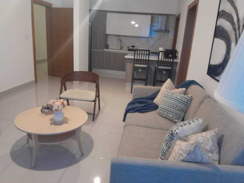 Apartamento Amueblado En Alquiler En Naco De 1 Habitación