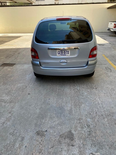 Imagen 5 de 12 de Renault Scenic