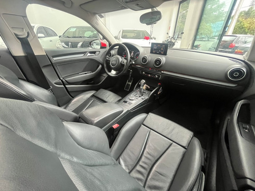 Audi A3 1.8 TFSI SEDAN AMBITION 16V 180CV GASOLINA 4P AUTOMÁTICO