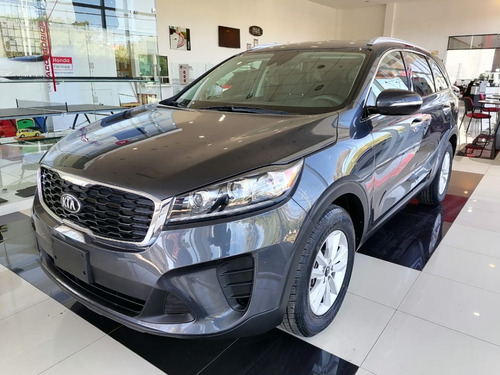 Imagen 2 de 15 de Kia Sorento Lx