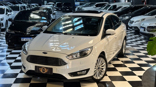 Ford Focus III 2.0 Titanium At6