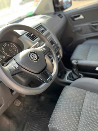 Imagen 11 de 24 de Volkswagen Suran 2017 1.6 Comfortline
