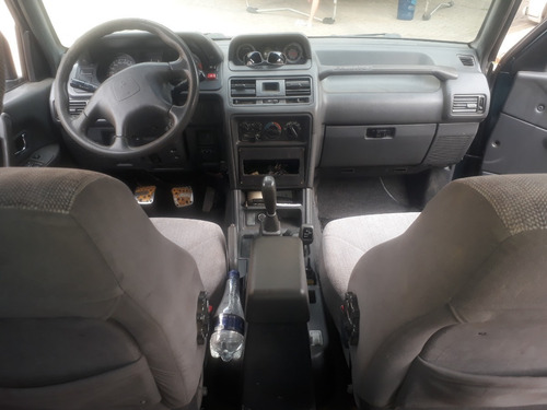 Mitsubishi Pajero Full 3.0 V6 Câmbio Manual Tração 4×4!