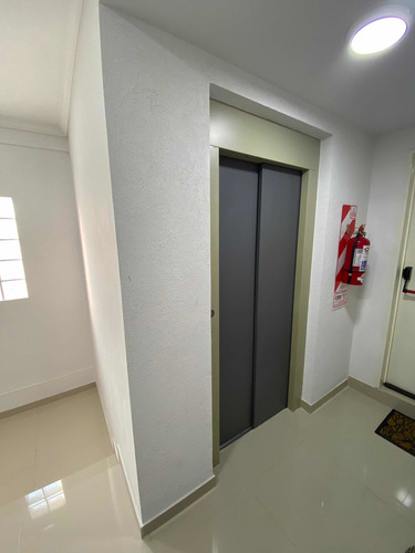 Imagen 8 de 9 de Departamento Mono Ambiente, Baño Completo. Impecable