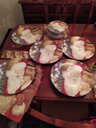 Platos Navideños Ceramica Grandes Y Medianos, Muy Hermosos (Usado)