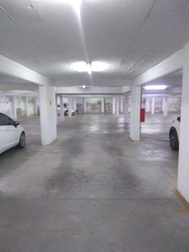 Imagen 3 de 3 de Se Vende Cochera Cubierta En El Edificio Isa 4
