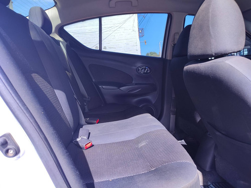Imagem 8 de 10 de Nissan Versa 1.6 16v Flex Sl 4p Manual