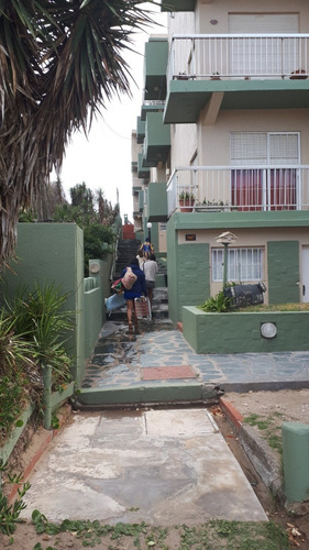 Imagen 2 de 14 de Departamento 2 Amb. Cercano A La Playa