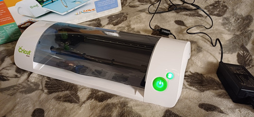 Máquina De Corte Cricut Mini Cmni001 - Completa En Caja (Usado)