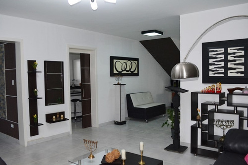 Imagen 22 de 30 de Se Vende Bella Casa De 3 Niveles Nisperos Valencia Atc-552 04125067379 04244900499