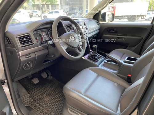 Imagen 24 de 25 de Volkswagen Amarok Trendline 4x4 Mt 140cv Financio Leasing