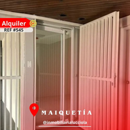 En Alquiler Amplia Oficina Con Vista Al Mar, Ubicada En Via Principal, Maiquetia-la Guaira, Ref 545