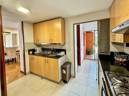 Apartamento En Venta En Los Balsos, Medellín