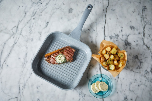 Imagen 5 de 8 de Maestro De Cocina Bifera De Ceramica Grill Premium 24cm