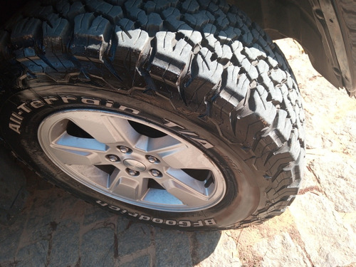 Imagem 5 de 11 de Jeep Cherokee 2009 3.7 Sport Aut. 5p