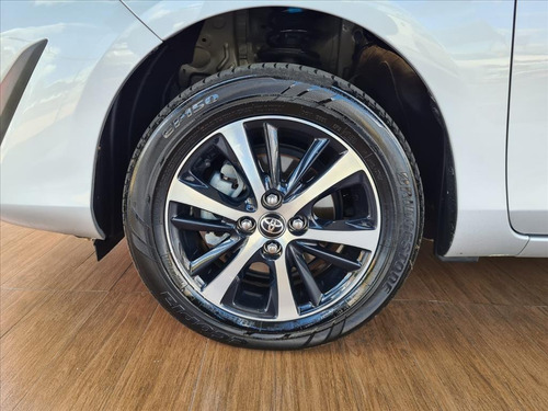 Imagem 11 de 11 de Yaris 1.5 16v Flex Sedan Xls Connect Multidrive