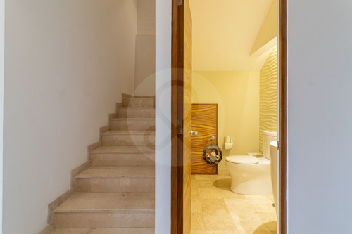 Bajo De Precio! Venta De Espectacular Ph Con Muebles En Residencial Vista Alta!