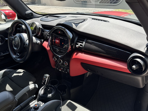 Mini John Cooper Works 2.0 Hot Chilli At