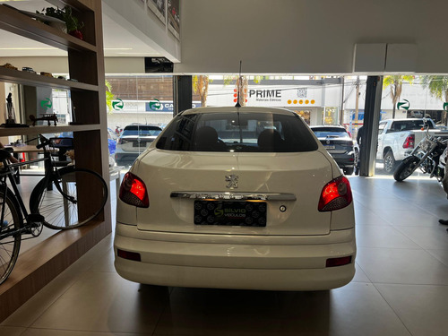 Peugeot 207 1.4 Xr Flex 5p