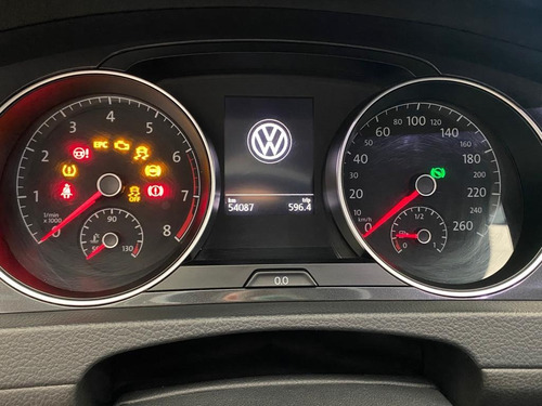Imagen 10 de 16 de Volkswagen Golf 2018 1.4 Comfortline Tsi Dsg