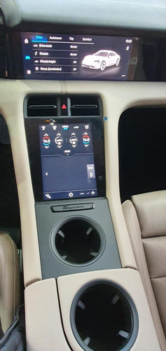 Imagem 6 de 9 de Porsche Taycan 4s Eletrico