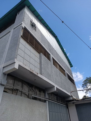 En Venta Edificio Industrial En Carrizal - Edo. Miranda A.t  C21 La Redoma 