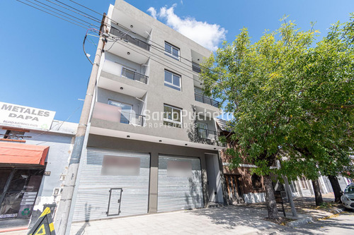 Av.Mosconi 1446, Lomas del Mirador