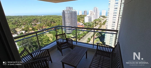 Vende Apartamento De 3 Dormitorios En Brava Punta Del Este.