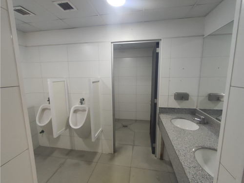 Arriendo Bodega De 3.648 M2 En Mc Aeroparque, Pudahuel