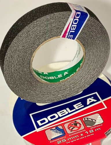 Imagen 3 de 6 de Cinta Antideslizante Doble A Stepguard Negra 25mm X 18mts