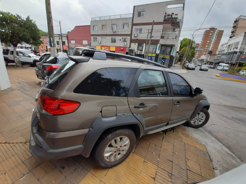 Fiat Palio Weekend Adventure Locker J
