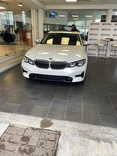 Imagen 5 de 5 de Bmw Serie 3 2.0 320i Sedan Sportline 2020