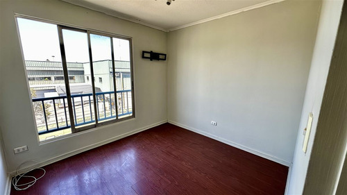 Departamento En Venta De 3 Dorm. En Cerrillos
