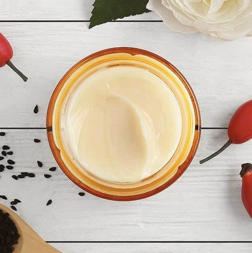 Imagen 5 de 9 de Crema De Noche Intensamente Revitalizante Oils Of Life