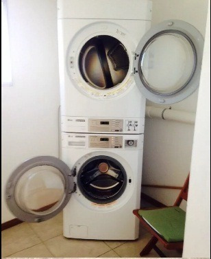 Venta Mono Moderno En Pocitos Barbacoa, Lavadero Y Seguridad