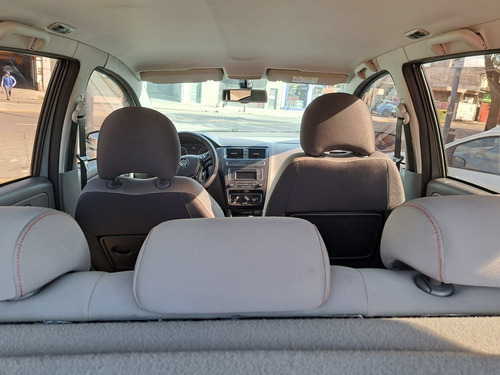 Volkswagen Suran 1.6 Imotion Highline