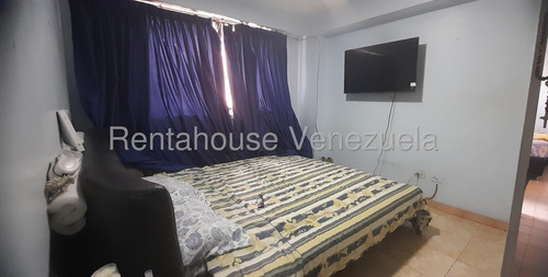 Venta De Apartamento En Altagracia Cl Mls 26-285
