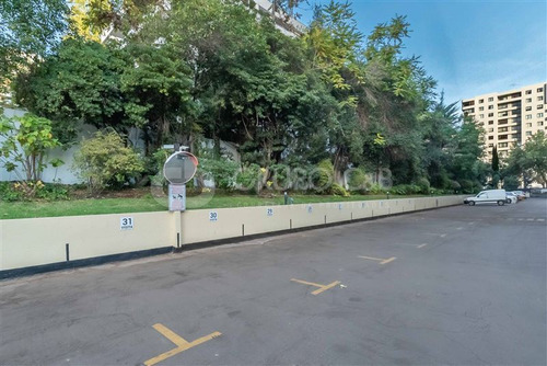 Imagen 17 de 17 de Departamento En Venta De 3 Dorm. 2 Baños Metro Colón