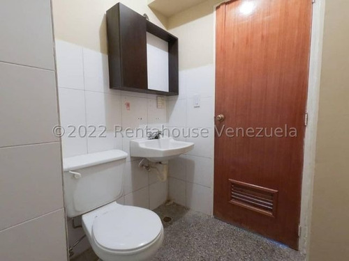 Imagen 21 de 30 de Apartamento En Alquiler Al Oeste De La Cuidad. Tu Asesor De Confianza Kenlimar Nieto. Contactarme #0424 5/2/2/3/7/9/7# Código Flex. 23-15194