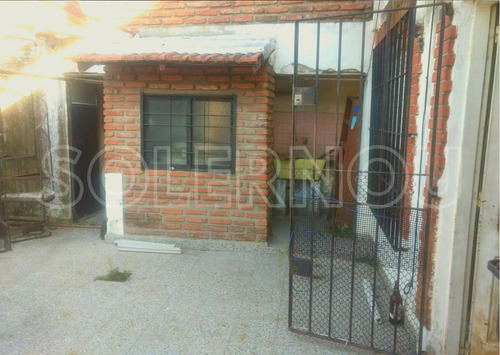 Imagen 7 de 12 de Venta Ph Tipo Casa 3 Ambientes En Temperley Sin Expensas