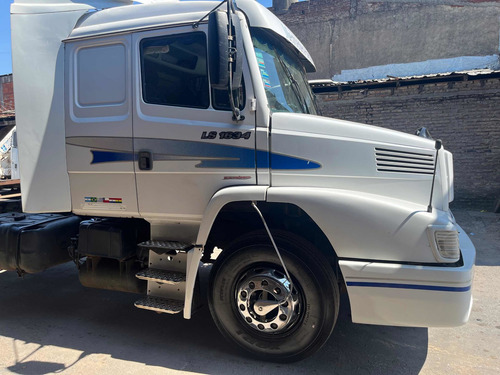 Imagen 7 de 18 de Mercedes Benz 1634