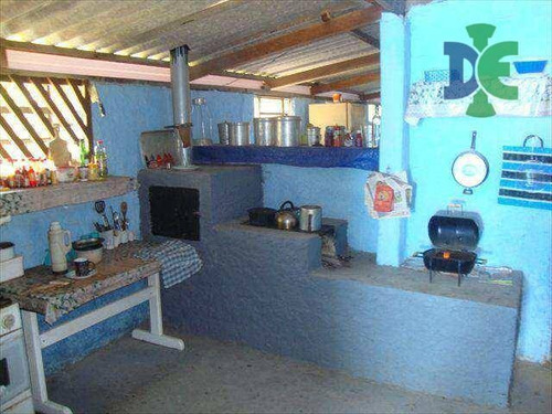 Chácara Com 2 Dormitórios E 2 Cozinhas( À Venda), 2000 M² Por R$ 300.000 - Jardim Panorama - Jacareí/sp - Ch0016