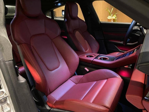 Imagem 11 de 13 de Porsche Taycan Turbo S Elétrico